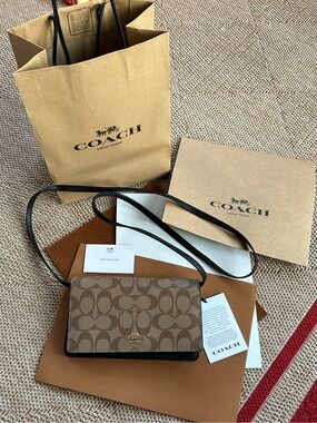 COACH EUC Signature CC Logo Crossbody